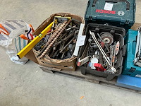 Partij aannemersmateriaal - afbeelding 1 van  5