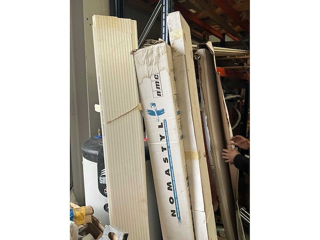 Partij aannemersmaterialen en gereedschap - afbeelding 11 van  21