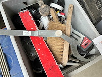 Partij aannemersmaterialen - afbeelding 14 van  14