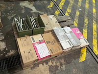 Partij aansluitgarnituren - afbeelding 2 van  8