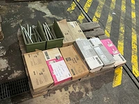 Partij aansluitgarnituren - afbeelding 2 van  8
