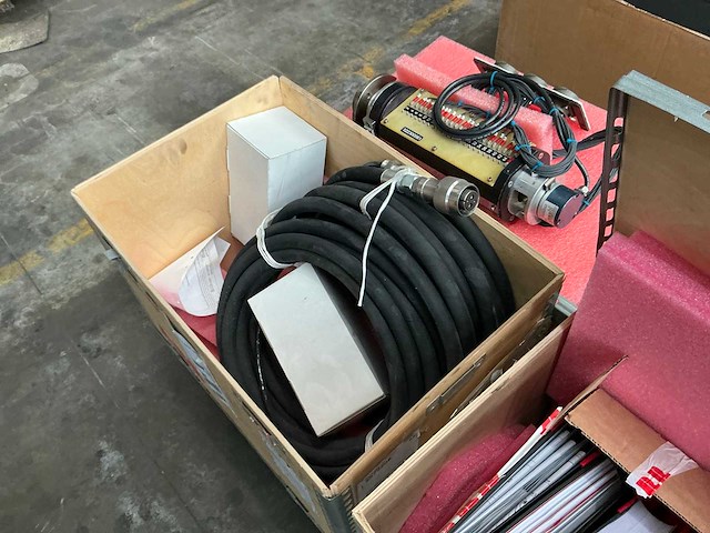 Partij abb industriële elktro - afbeelding 2 van  6