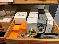 Partij accesoires - afbeelding 16 van  58