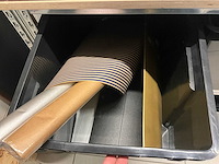 Partij accesoires - afbeelding 32 van  58