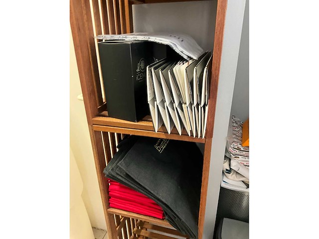 Partij accesoires - afbeelding 43 van  58