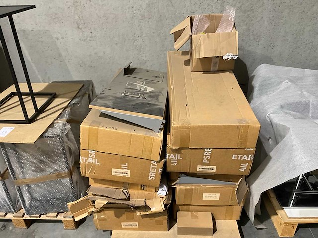 Partij accessoires voor standendenbouw - afbeelding 4 van  4