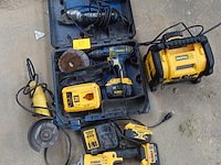 Partij accu dewalt machines - afbeelding 1 van  9