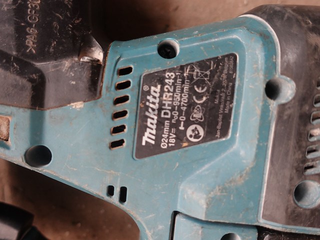 Partij accu makita machines - afbeelding 3 van  5