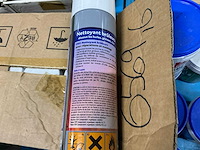Partij aerosol spuitbussen - afbeelding 4 van  7