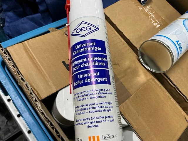 Partij aerosol spuitbussen - afbeelding 3 van  7