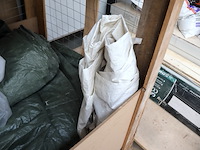 Partij afdekzeilen - afbeelding 6 van  6