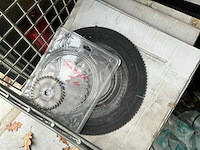 Partij afgekeurd materiaal - afbeelding 4 van  8