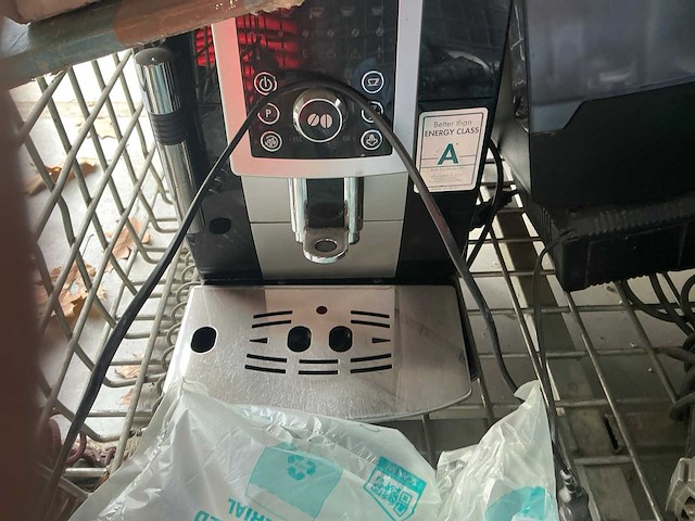 Partij afgekeurd materiaal - afbeelding 6 van  8