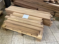 Partij afromosia latten (93x) - afbeelding 1 van  5