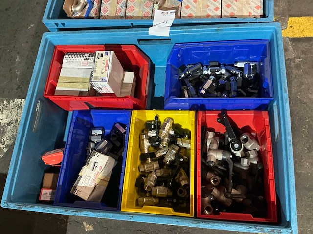 Partij afsluitkranen - afbeelding 8 van  15