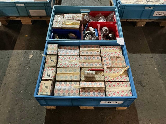 Partij afsluitkranen - afbeelding 1 van  9