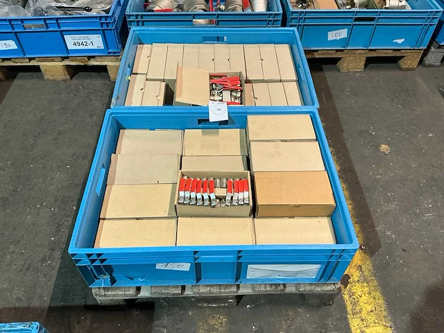 Partij afsluitkranen - afbeelding 1 van  8