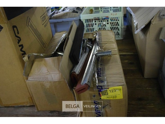 Partij aftrekkers - afbeelding 1 van  2