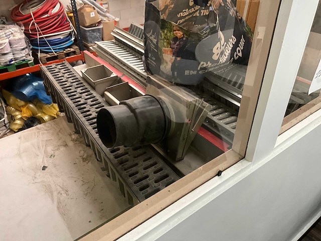 Partij afvoergoot roosters - afbeelding 2 van  4