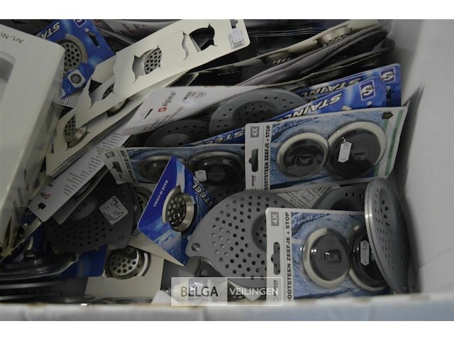 Partij afvoerstopjes en netjes - afbeelding 2 van  3