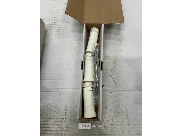 Partij afwerkingsmateriaal - afbeelding 4 van  5