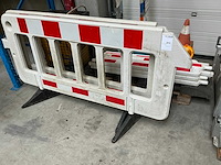 Partij afzet- en verkeersmaterialen - afbeelding 1 van  4