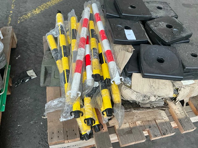 Partij afzetpalen - afbeelding 3 van  4