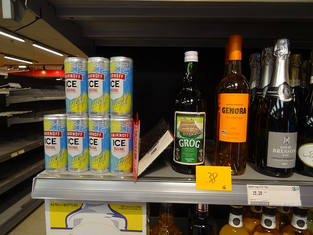 Partij alcoholische dranken - afbeelding 5 van  9