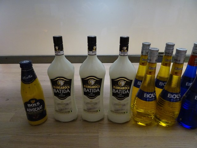 Partij alcoholische dranken - afbeelding 6 van  7