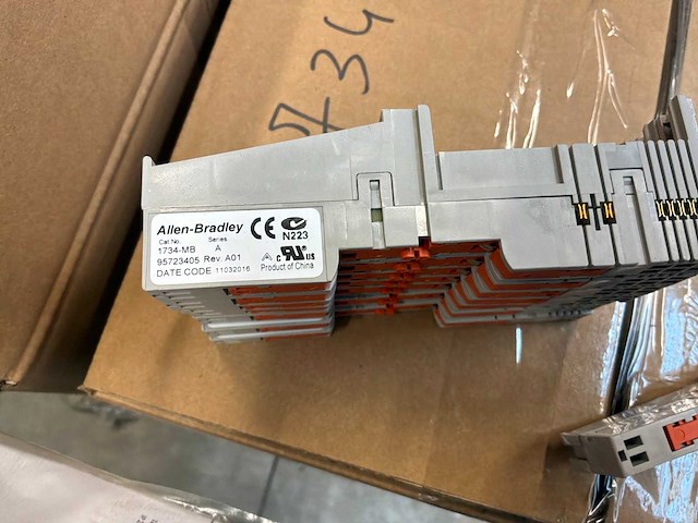 Partij allen-bradley industriële automatiseringscomponenten - afbeelding 11 van  18