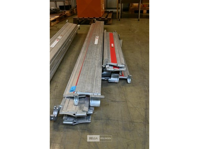 Partij altrex kantplanken - afbeelding 1 van  6