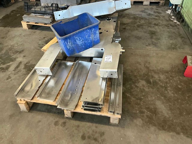 Partij alu/ inox halffabricaten - afbeelding 2 van  9