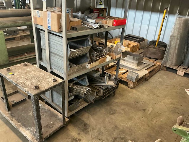 Partij alu/ inox halffabricaten - afbeelding 8 van  8