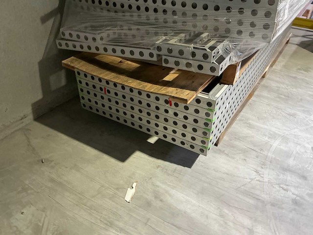 Partij alu kaders voor standenbouw - afbeelding 3 van  4