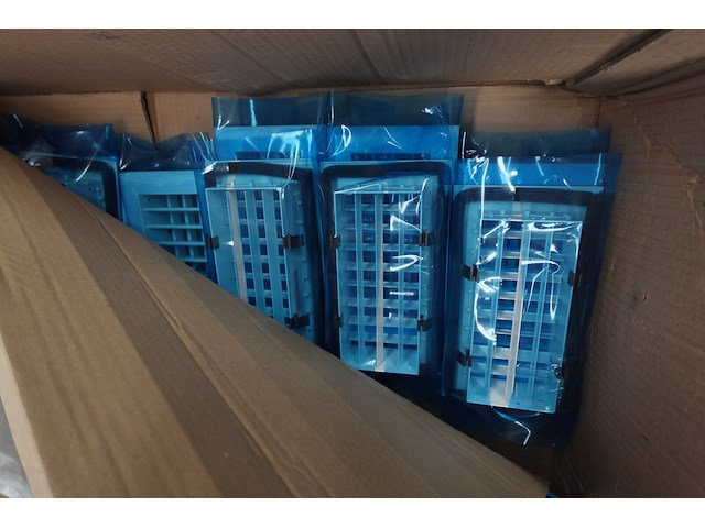 Partij alu regelkleppen en frames halton - afbeelding 2 van  5