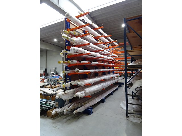 Partij alu slagbomen - afbeelding 1 van  12