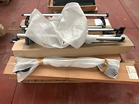 Partij aluminium dakdragers - afbeelding 1 van  4