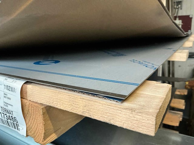 Partij aluminium en inox platen - afbeelding 4 van  28