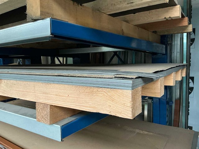 Partij aluminium en inox platen - afbeelding 10 van  28