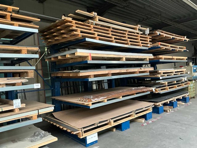 Partij aluminium en inox platen - afbeelding 23 van  28