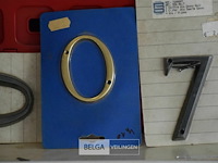 Partij aluminium en koperen cijfers - afbeelding 2 van  4