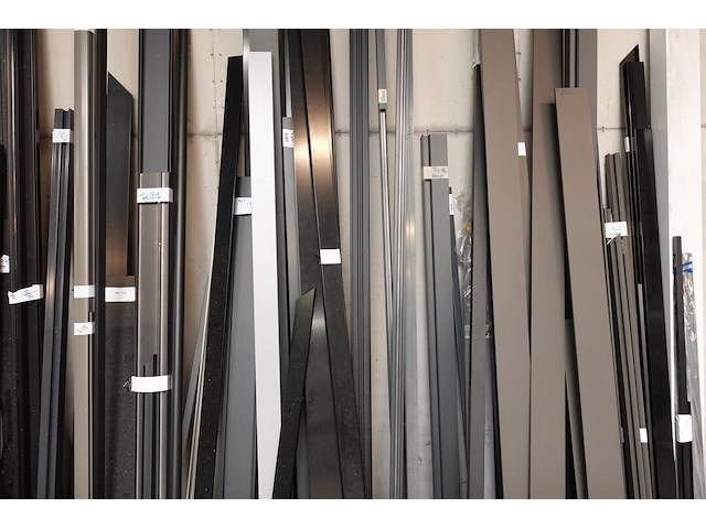 Partij aluminium gelakt - afbeelding 5 van  7