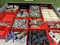 Partij aluminium profielen en machinebouwtoebehoren - afbeelding 2 van  109