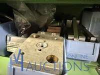 Partij aluminium profielen en machinebouwtoebehoren - afbeelding 16 van  109
