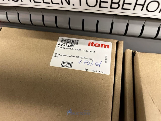 Partij aluminium profielen en machinebouwtoebehoren - afbeelding 28 van  109