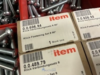 Partij aluminium profielen en machinebouwtoebehoren - afbeelding 32 van  109