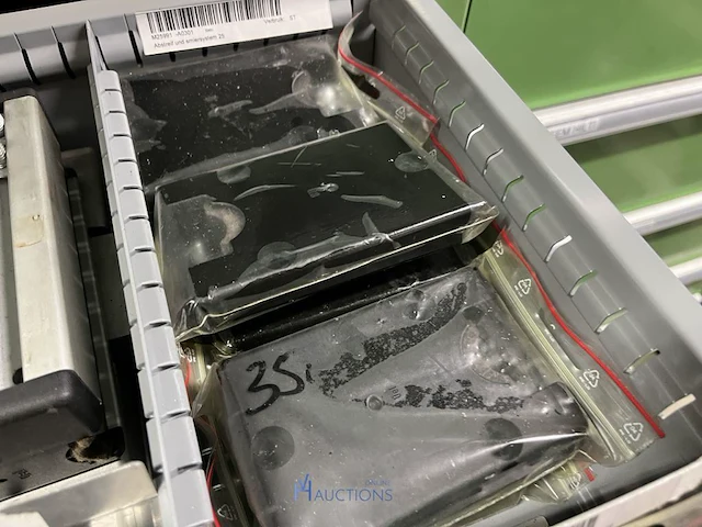 Partij aluminium profielen en machinebouwtoebehoren - afbeelding 40 van  109