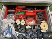Partij aluminium profielen en machinebouwtoebehoren - afbeelding 33 van  109
