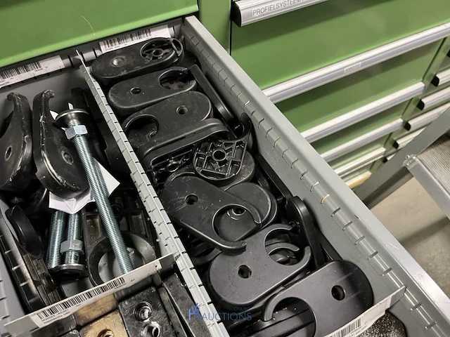 Partij aluminium profielen en machinebouwtoebehoren - afbeelding 57 van  109