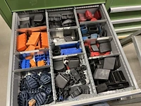 Partij aluminium profielen en machinebouwtoebehoren - afbeelding 69 van  109